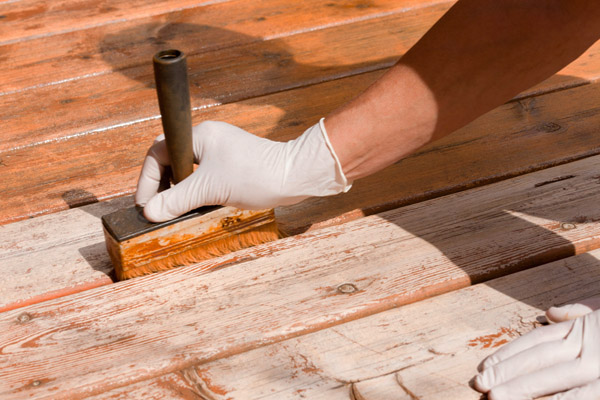 Deck Cleaning and Staining Companies in Lake Forest